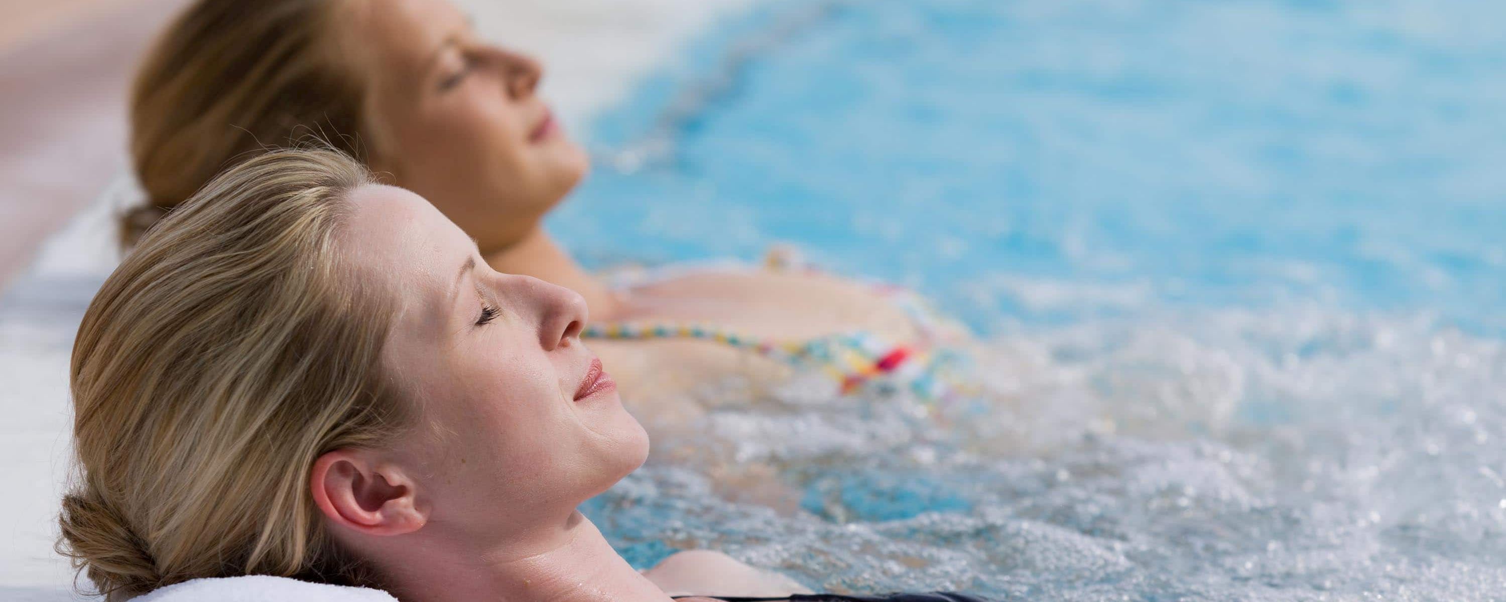 Kisssalis Damen Aussenbecken