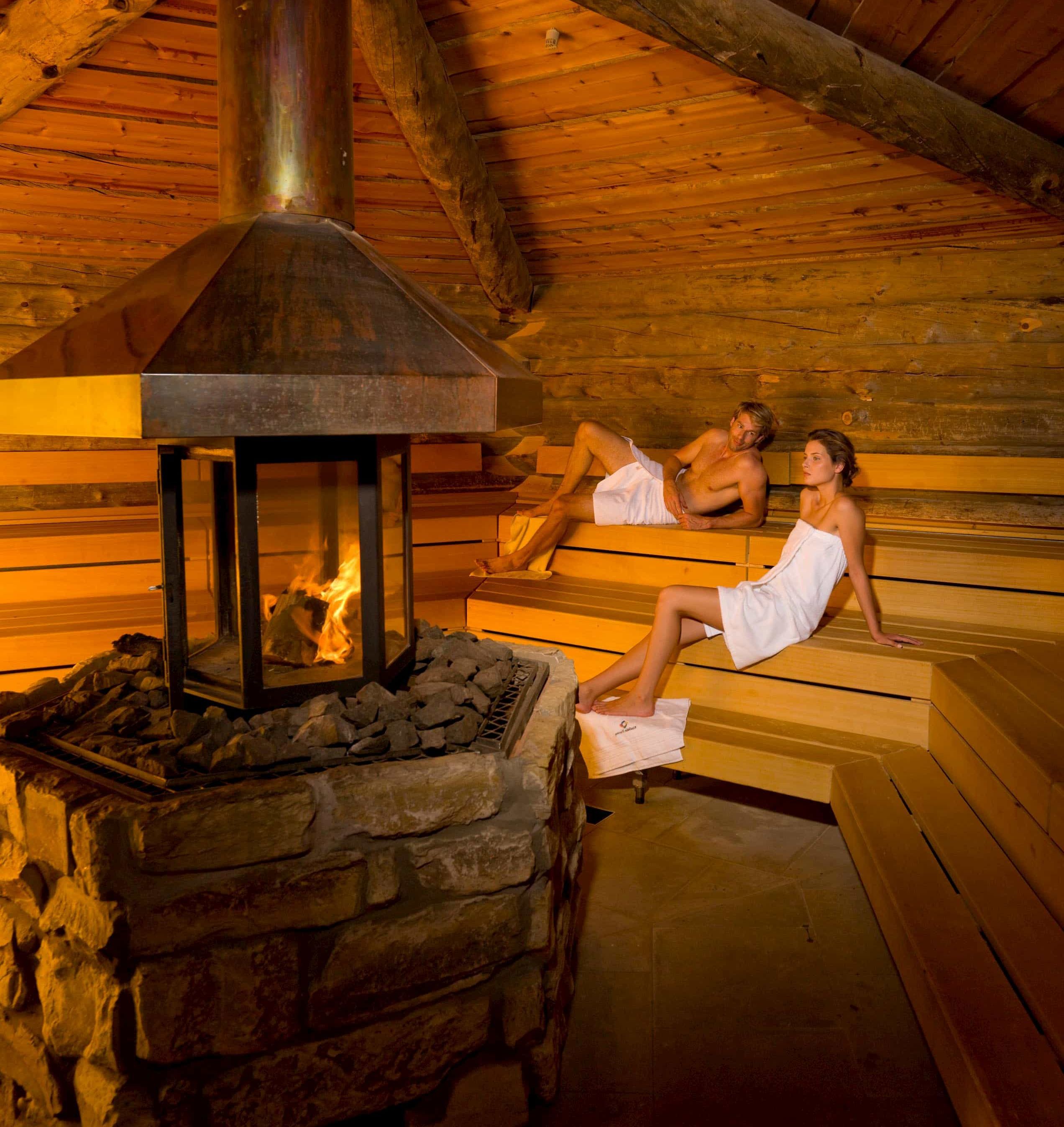 Kisssalis Erdsauna Paar