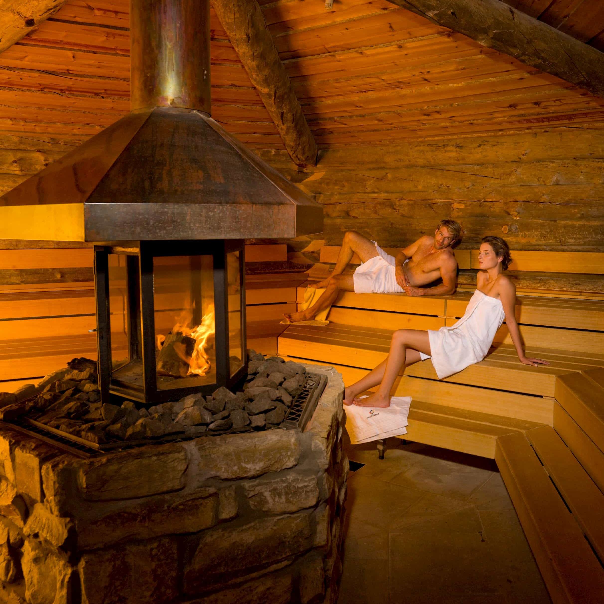 Kisssalis Erdsauna Paar