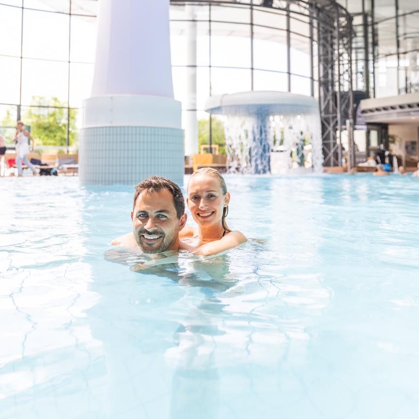 Kisssalis Innenbecken Paar05