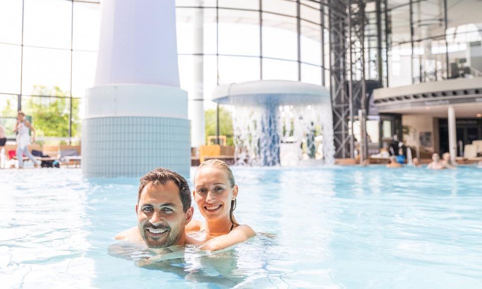 Kisssalis Innenbecken Paar05