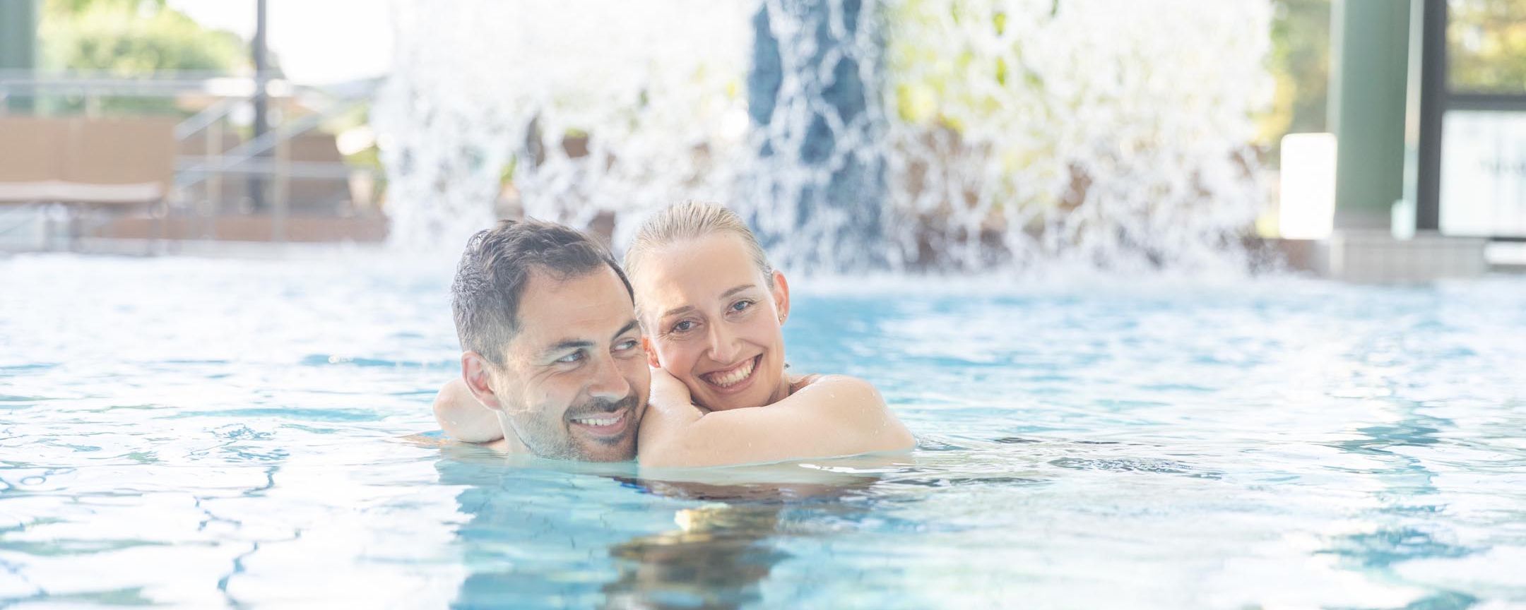 Kisssalis Innenbecken Paar14