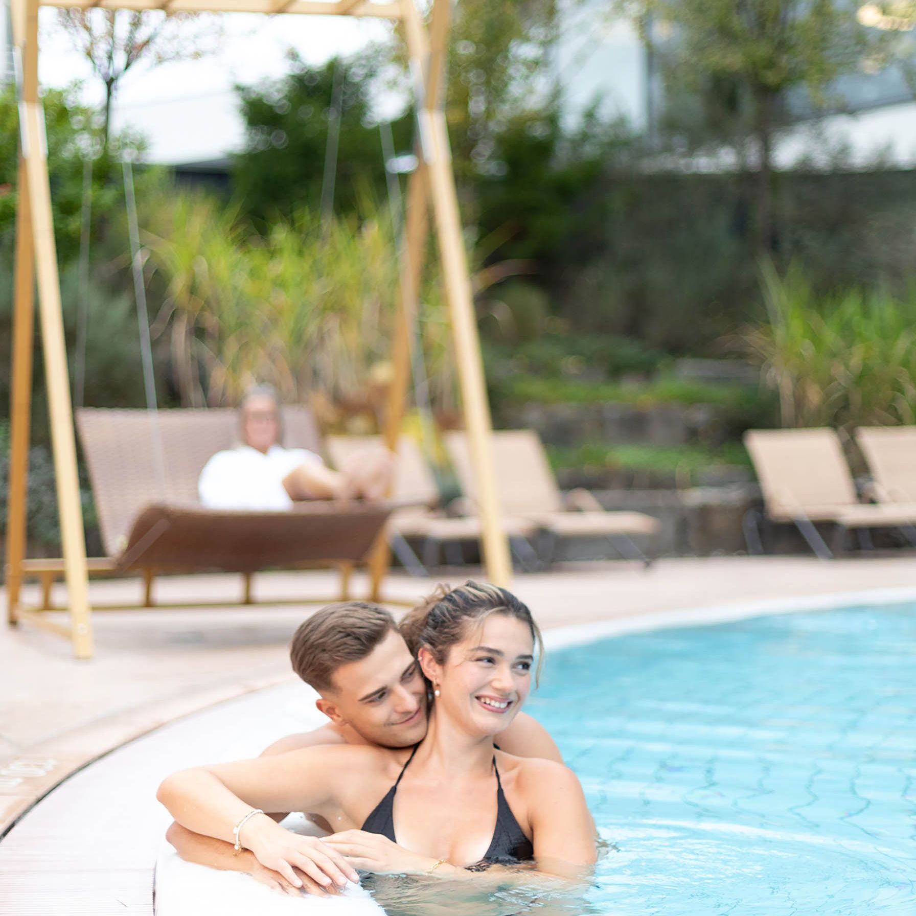 Kisssalis Therme Aussenbecken Paar20