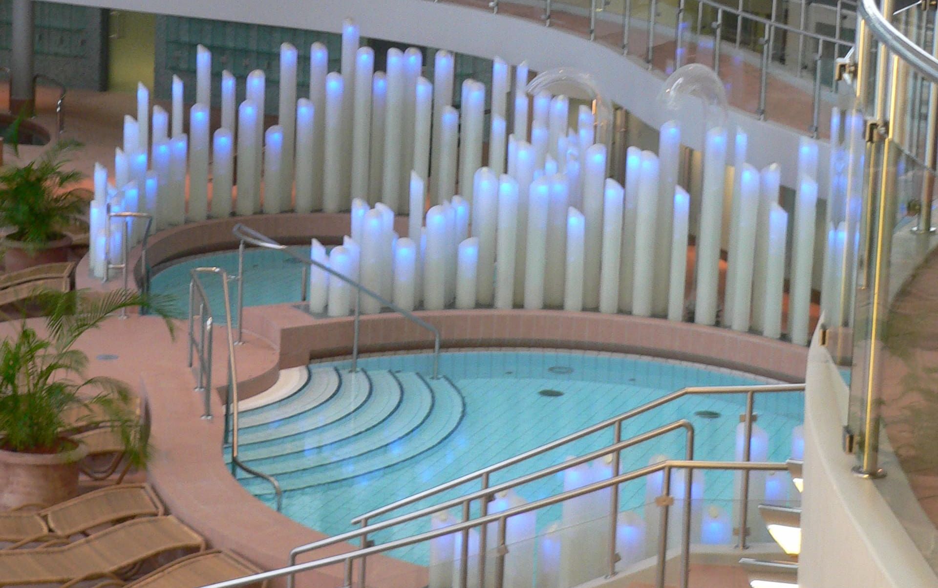Kisssalis Therme Heiss Kalt Becken