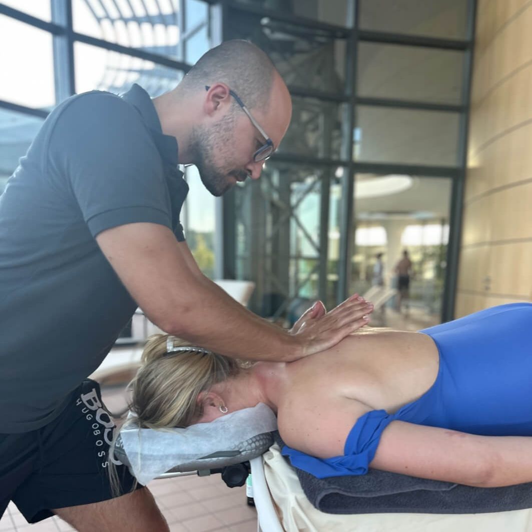 Kisssalis Salsanight Kurzmassage 1